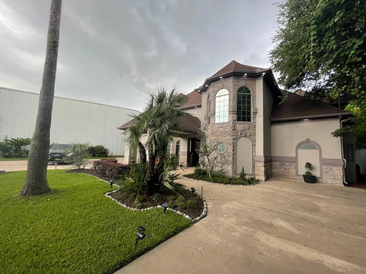 Vila Luxuria Mini-Mansion Near Houston Downtown Exteriér fotografie